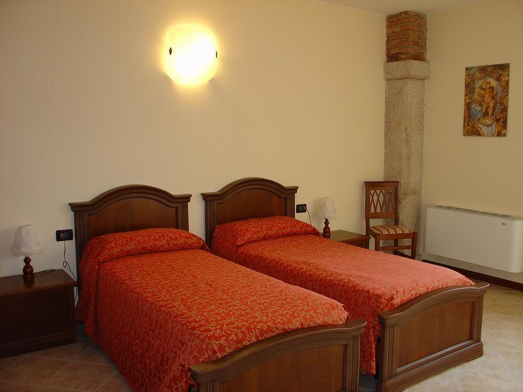 Agriturismo Sangallo Bedizzole Bagian luar foto